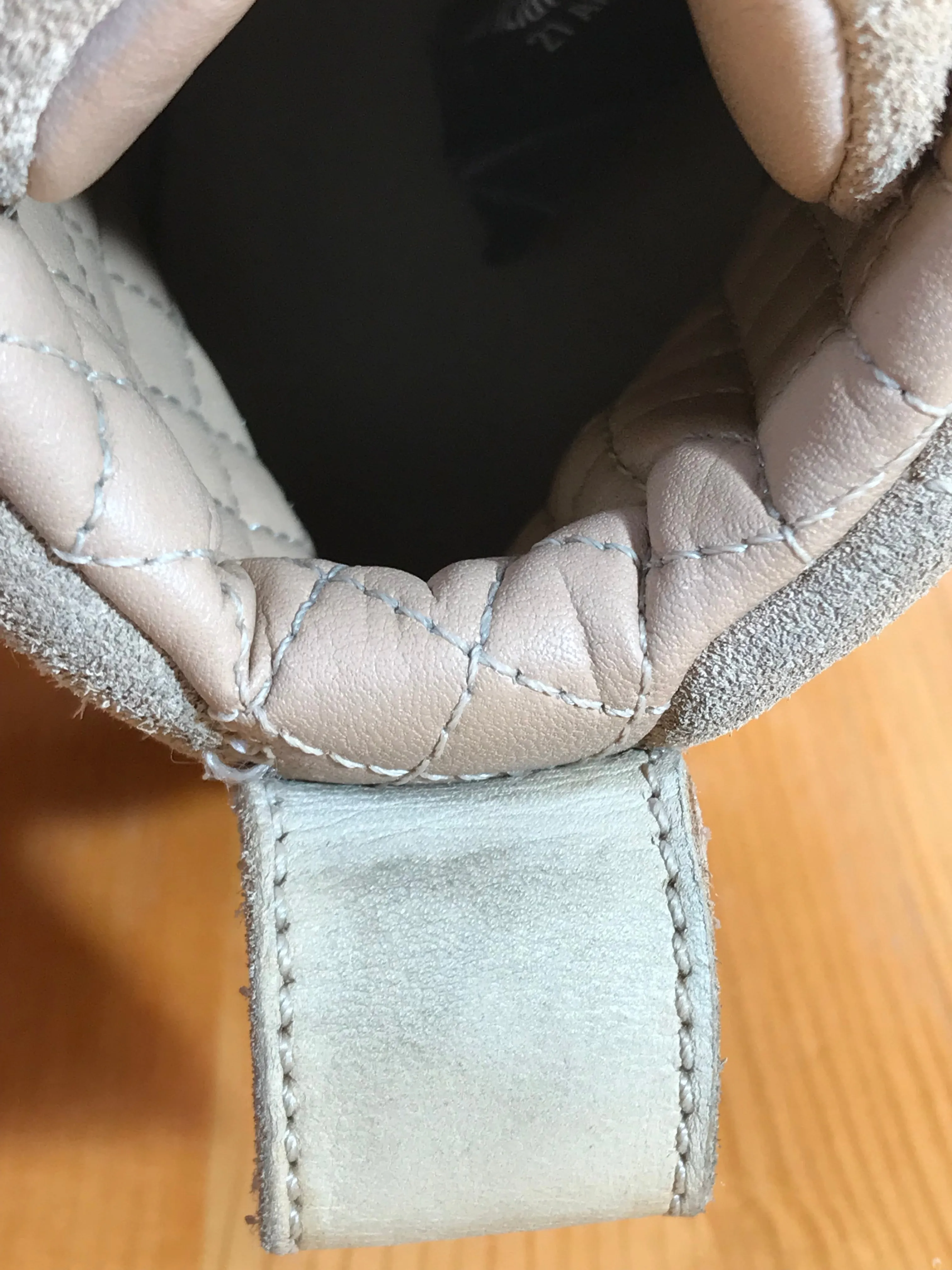 Asics Super Shoe NIKE VACHETTA RETRO JUMPMAN Women's Size 5 Suede High Top Shoes Sneakers Tan Gold A06068-203