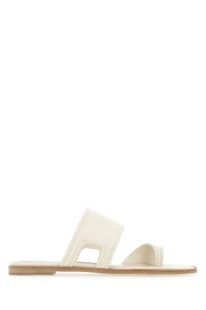 Shoes Lilly Flats Alexander McQueen Cut-Out Detail Sandals