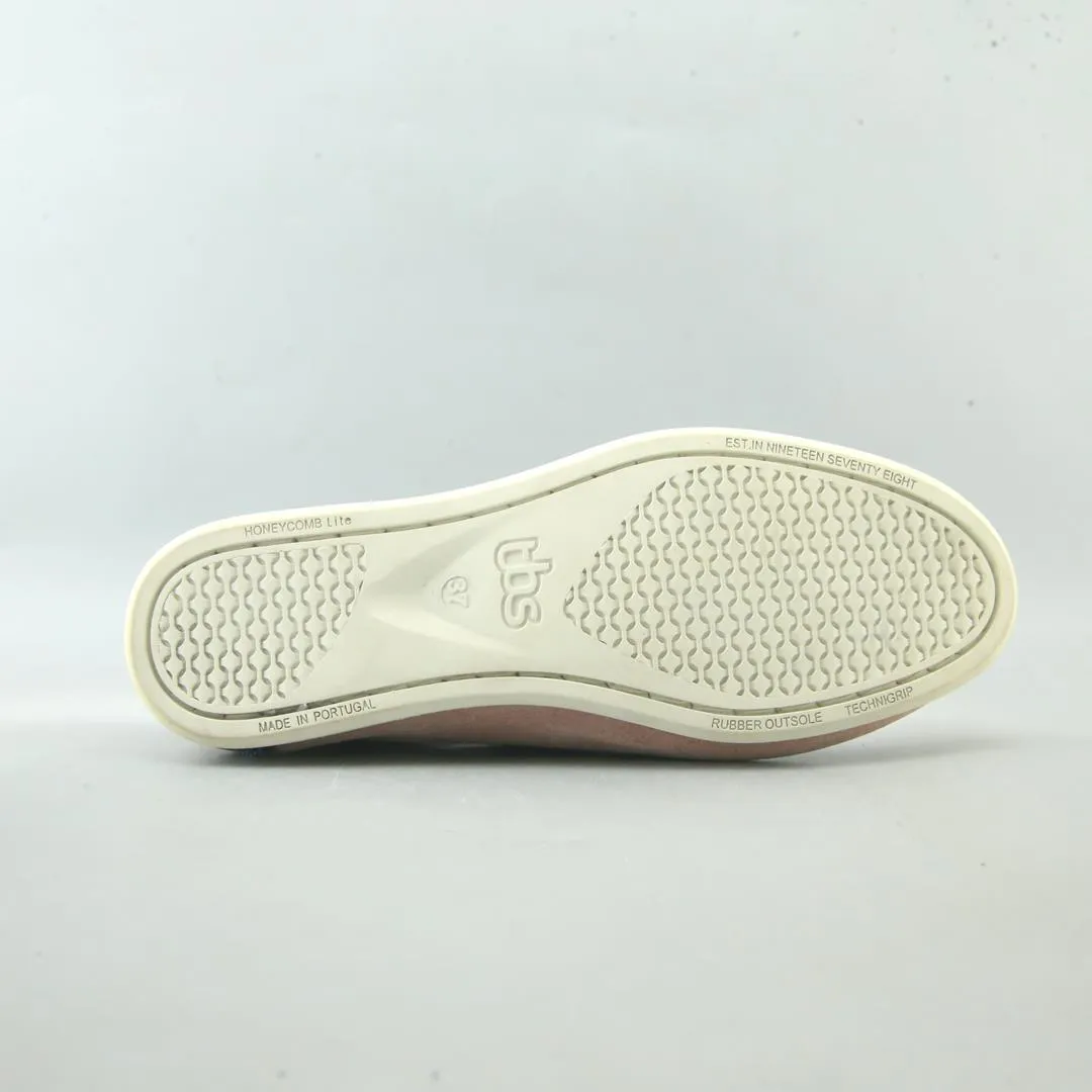 TBS . The Roger Advantage Casual Shoes