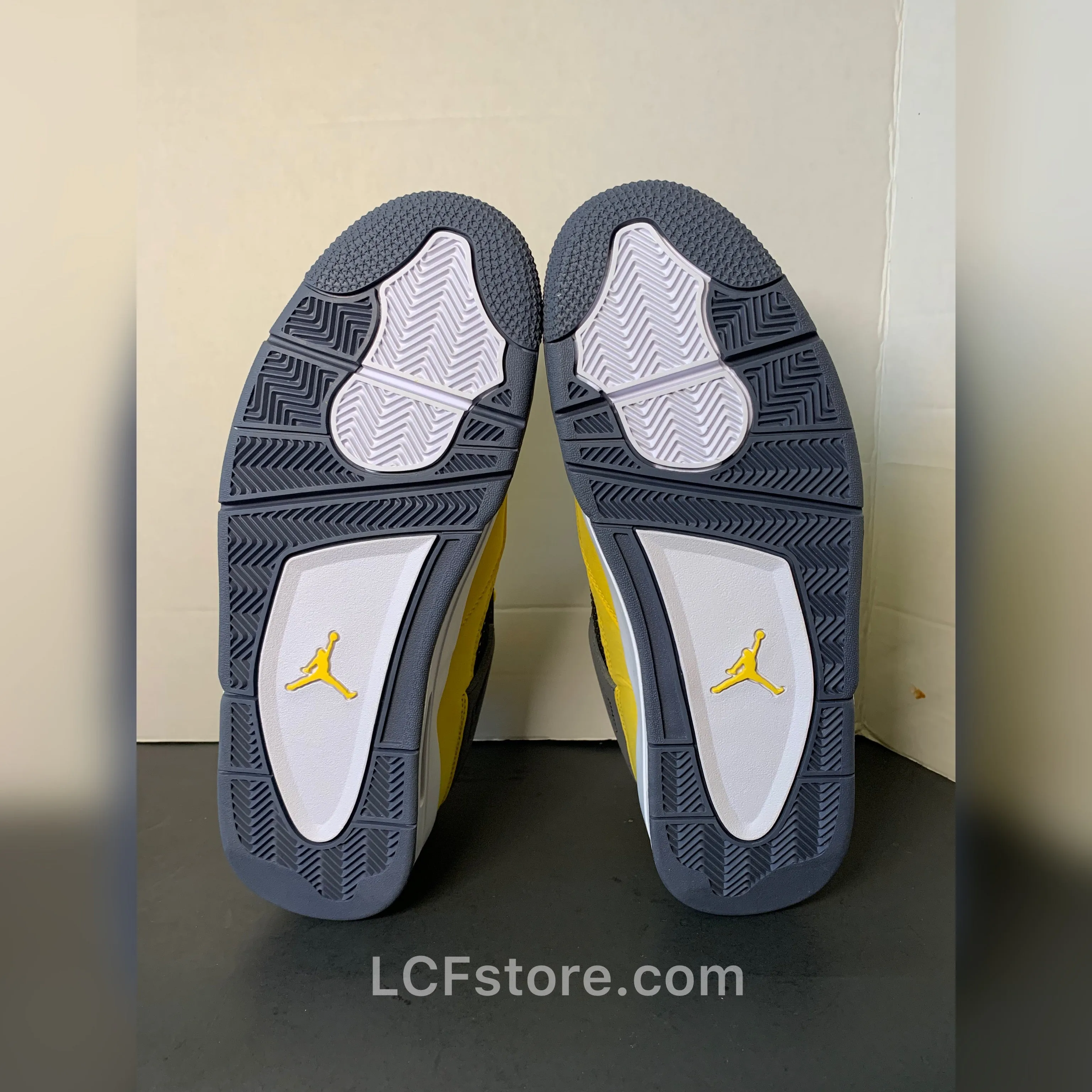 Asics Court Shoes Tennis Nike Air Jordan 4 Retro "Lightning"