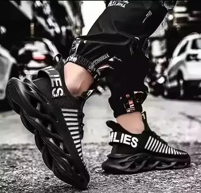 Difference Between Running And Hiking Shoes Stylish Sports Shoes For Men (Black)