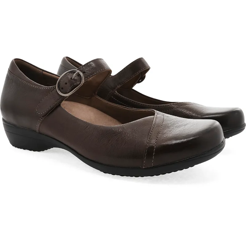 DANSKO WOMEN'S FAWNA - 5501230200 Casual Shoes With Shorts