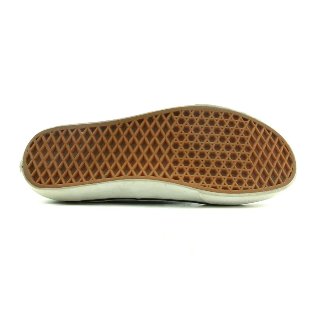 Air Max Command Casual Shoes VANS AUTHENTIC