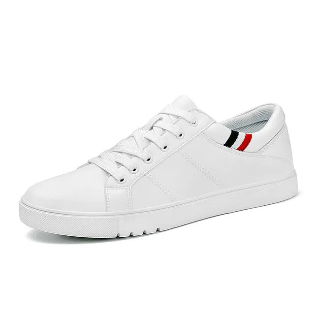 2018 Spring New Men Casual Shoes Breathable Wear Resistant Shoes Comfortable Summer White Round Toe Lace up Flat Snekaers Jlo Flat Shoes