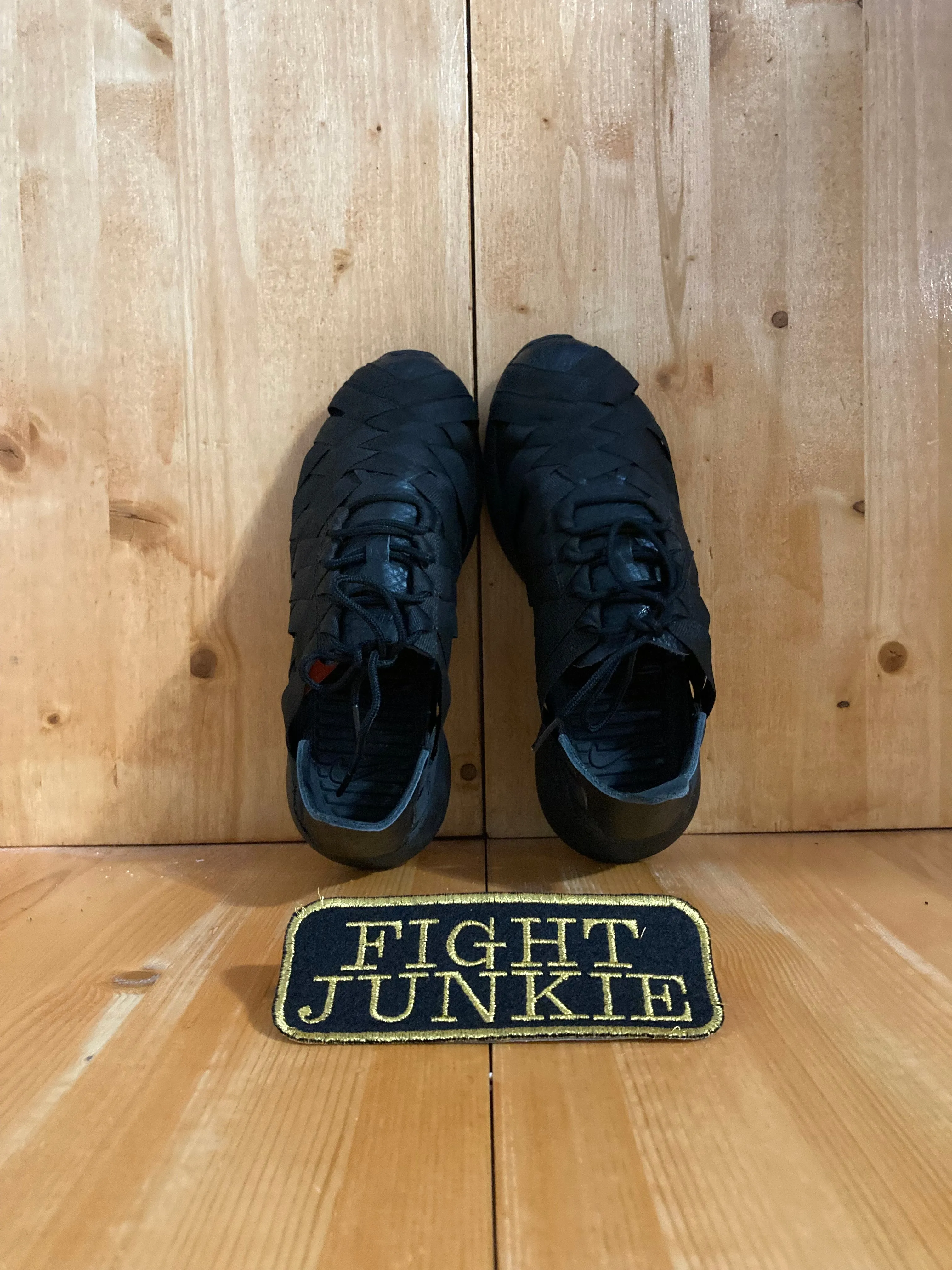 Asics Strap Shoes NIKE ROSHE RUN WOVEN Women's Size 6.5 Running Training Shoes Sneakers Triple Black 555257-001