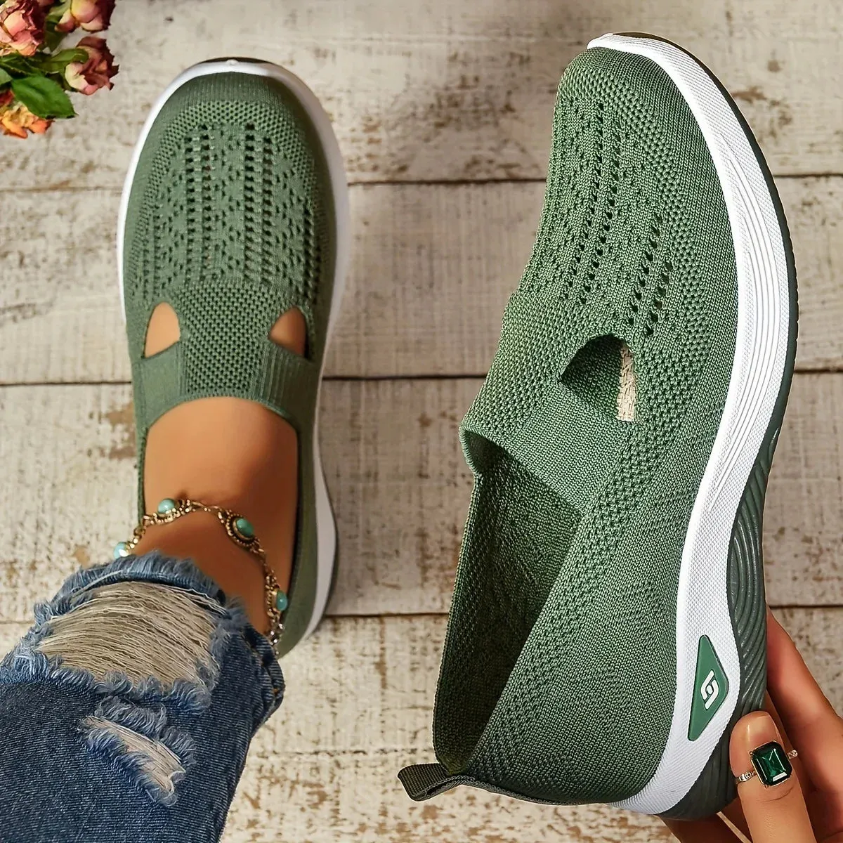 Women Shoes Comfortable Low-Top Shoes Fabric Breathable Lightweight Shoes for Women for Casual Walking and Outdoor Activities Moccasins Casual Shoes