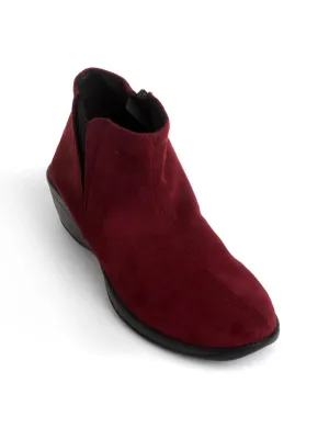 Casual Black Dress Shoes Womens Arcopedico Luana  Flexible, Supportive & Stylish for All Seasons