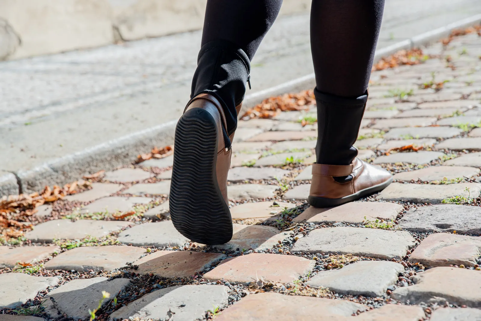 Waterproof Police Shoes Womens barefoot brown mid-calf boots
