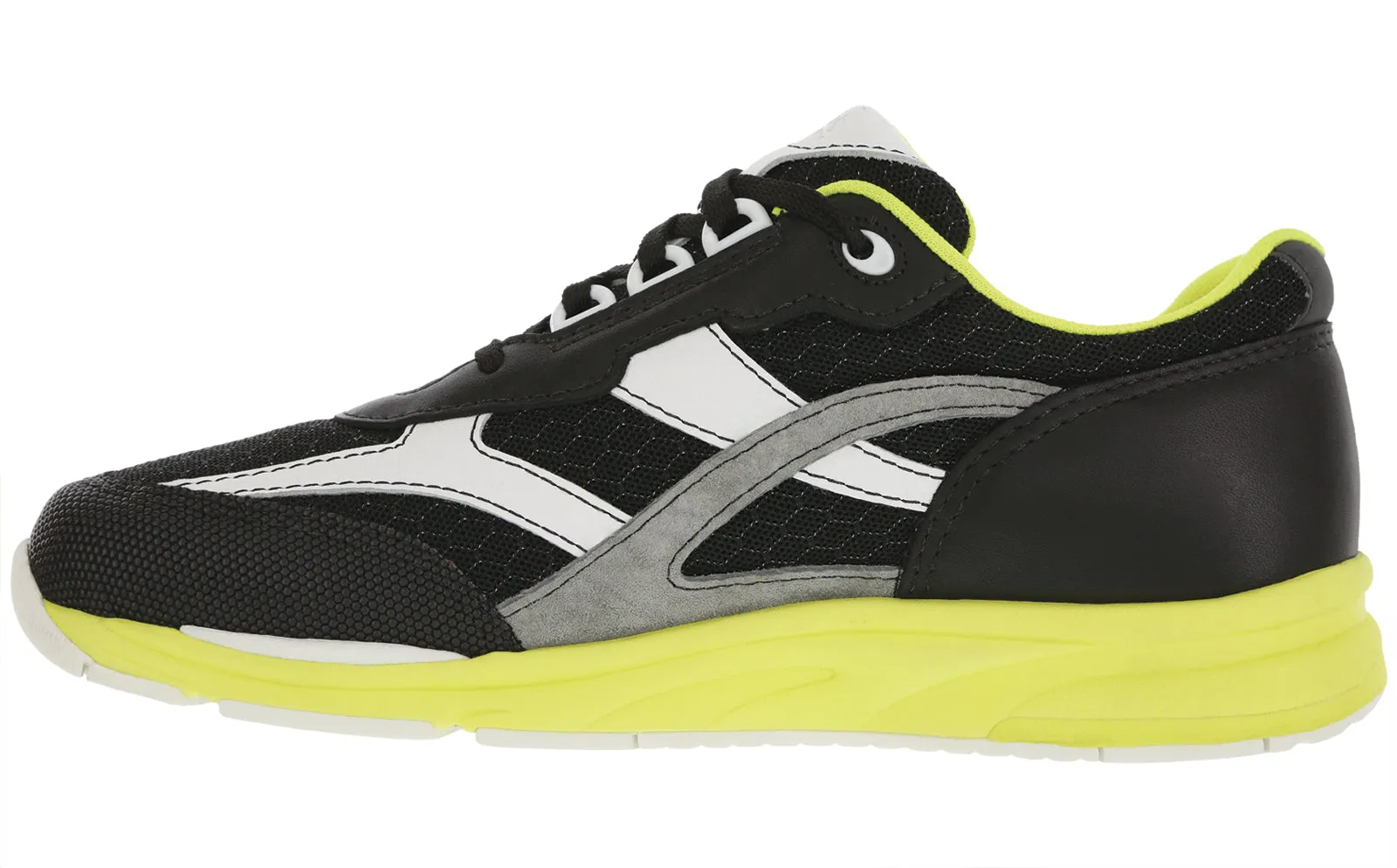 Women's Tour Mesh Sneaker in Energy Flyknit Trail Shoe